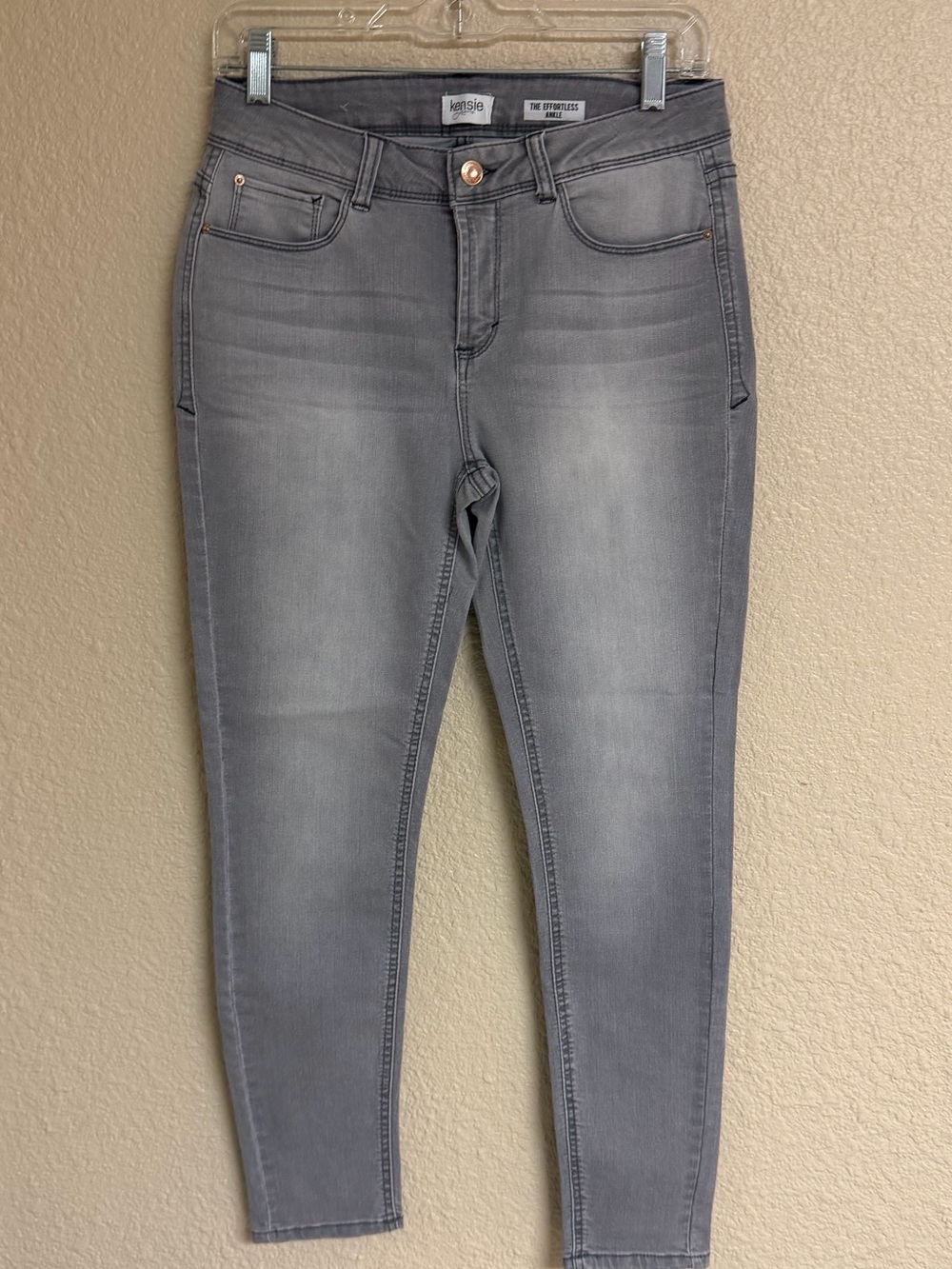 4/$20 Kensie Women’s Grey Effortless Ankle Jeans